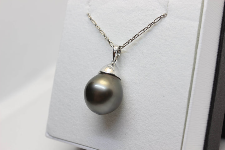 Natural South Sea Tahitian Black Pearl in 18k White Gold Setting Pendant Australian Opal House 