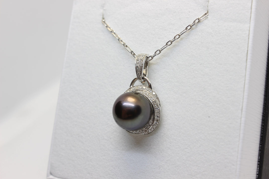 Natural South Sea Tahitian Black Pearl in 18k White Gold Setting w/ Melee Diamonds Pendant Australian Opal House 